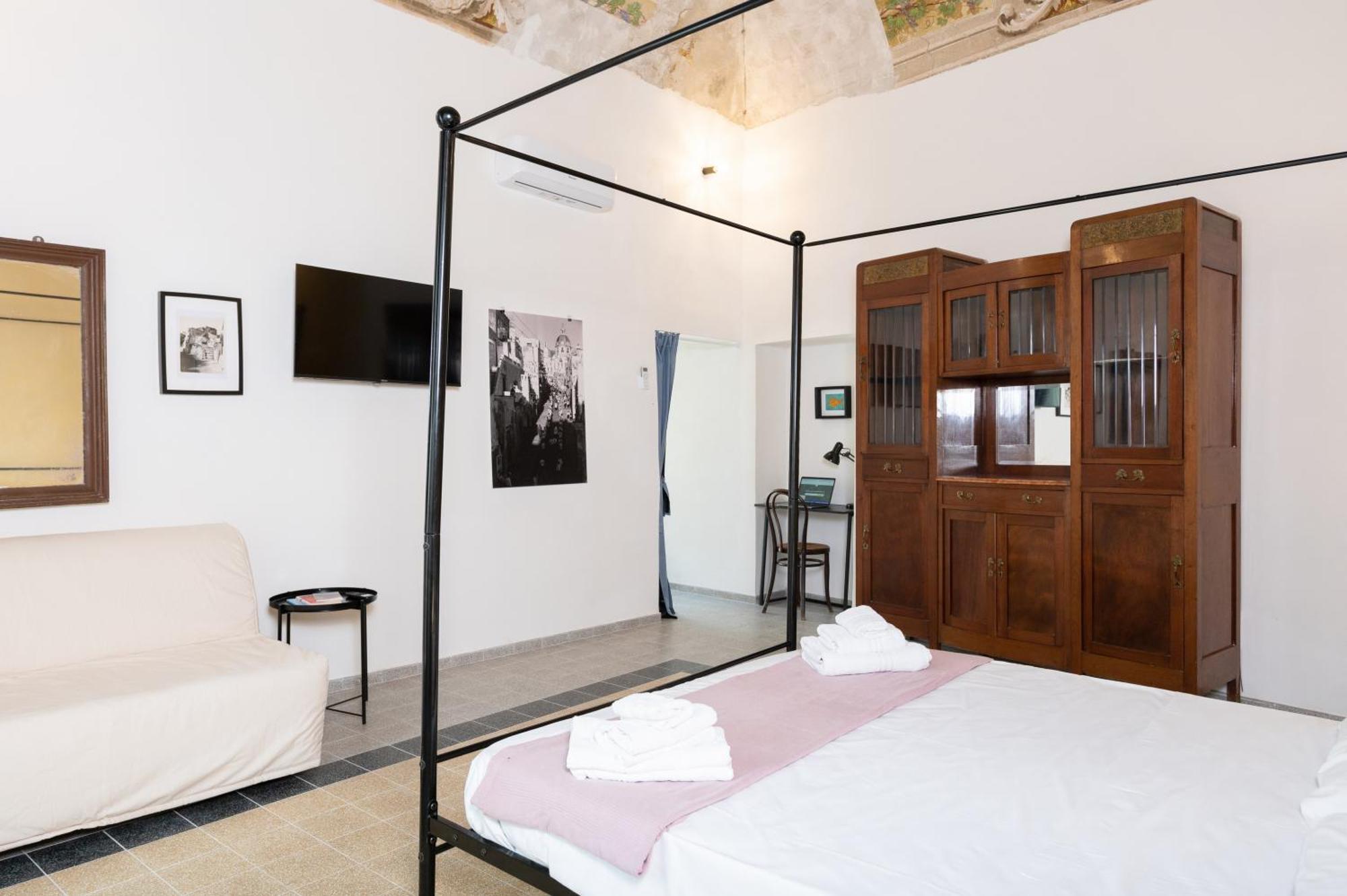 Palazzo Attila - Gioia Apartments プロチーダ エクステリア 写真